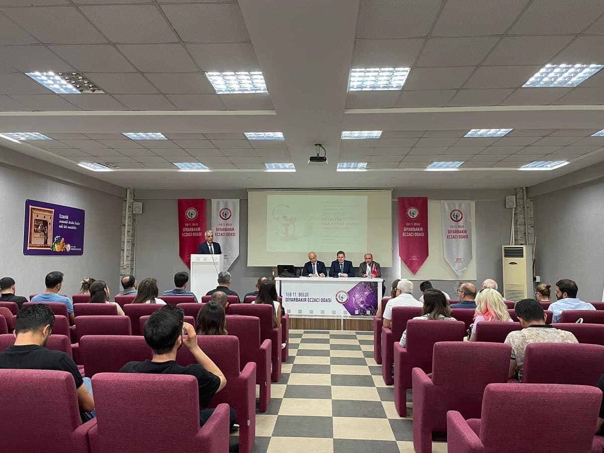 İNSAN VARSA UMUT VAR, ECZACI VARSA ÇARE VAR!