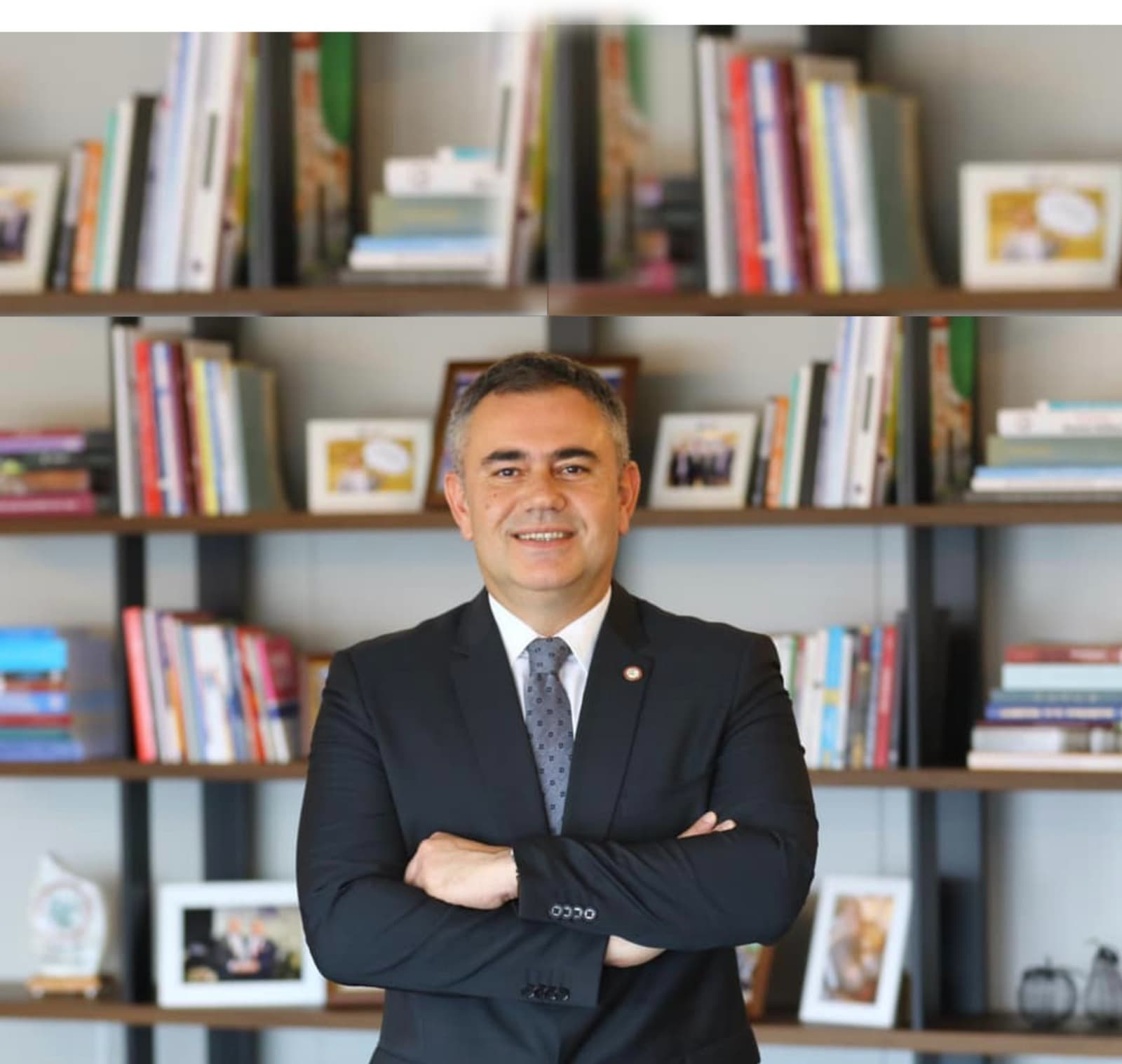 ECZACI; BİLİMİN IŞIĞINDA, TOPLUMUN KALBİNDE, İLACIN OLDUĞU HERYERDE