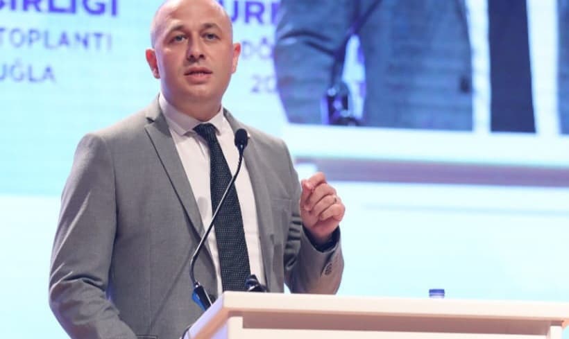 ECZANELERİN GELECEĞİ VE MESLEK HAKKI