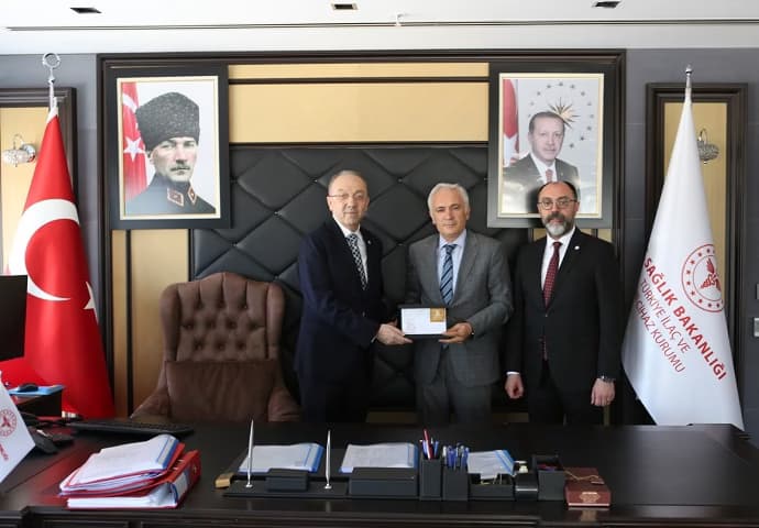 TEB, Türkiye İlaç ve Tıbbi Cihaz Kurumu Başkanı Sayın Hüseyin Çelik’i Ziyaret Etti