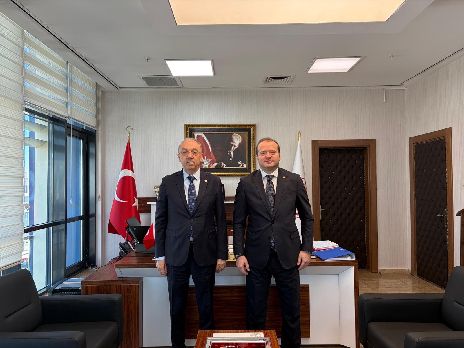 Türk Eczacıları Birliği, T.C. Adalet Bakanlığı Ceza ve Tevkifevleri Genel Müdür Yardımcısı Azmi Çağatay Bilgin ile Görüşme Gerçekleştirdi